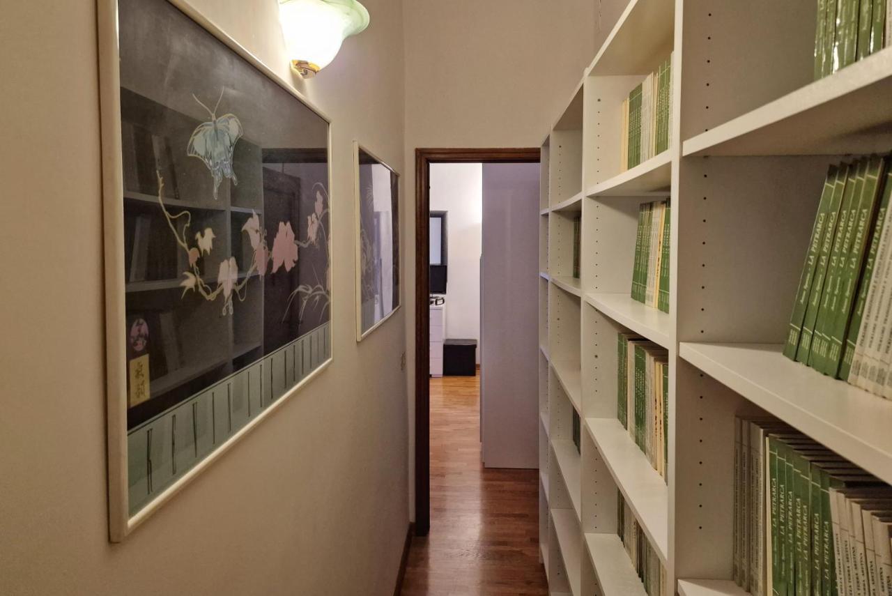 Arezzo Charming Apartment מראה חיצוני תמונה